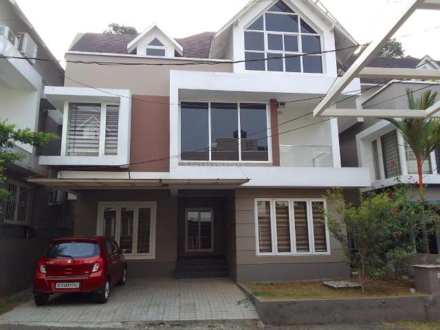 4 BHK Villa in Kakkanad for resale Kochi. The reference number is 20284281