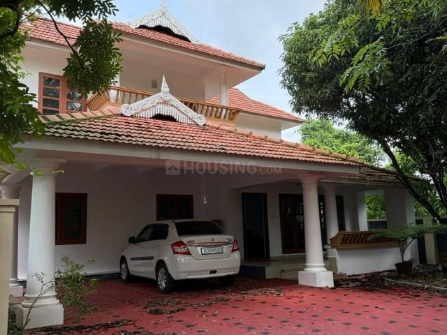 4 BHK Villa in Kakkanad for resale Kochi. The reference number is 20607190