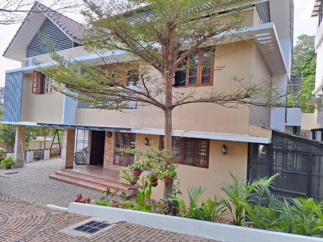4 BHK Villa in Kakkanad for resale Kochi. The reference number is 21131190