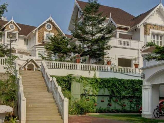4 BHK Villa in Kalamassery for resale Kochi. The reference number is 19105196