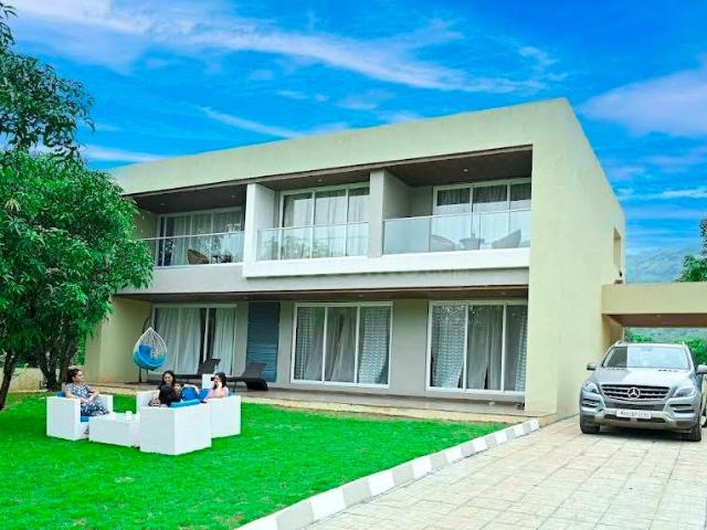 4 BHK Villa in Karjat for resale Thane. The reference number is 18841935