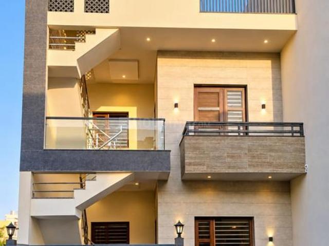 4 BHK Villa in Kharar for resale Mohali. The reference number is 21260630