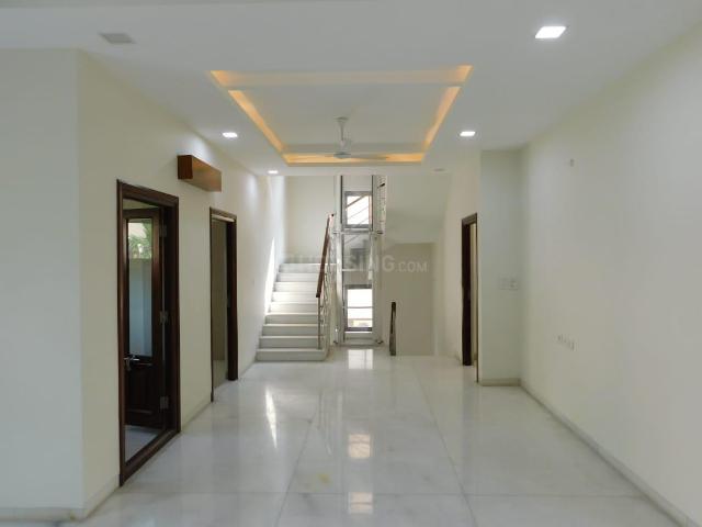 4 BHK Villa in Kondapur for resale Hyderabad. The reference number is 19179164