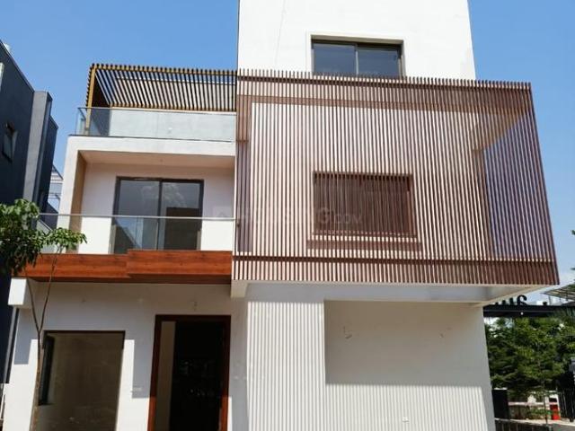4 BHK Villa in Kokapet for resale Hyderabad. The reference number is 13113199