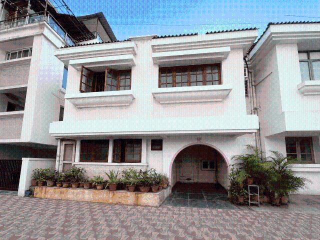 4 BHK Villa in Koregaon Park for resale Pune. The reference number is 20135090