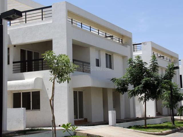 4 BHK Villa in Manikonda for resale Hyderabad. The reference number is 19532801