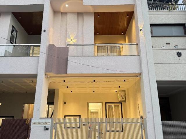 4 BHK Villa in Mansarovar Extension for resale Jaipur. The reference number is 21325692