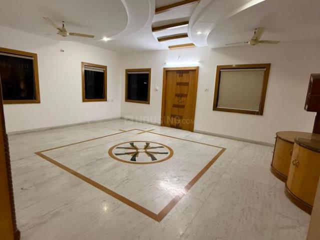 4 BHK Villa in Magarpatta City for rent Pune. The reference number is 21107714