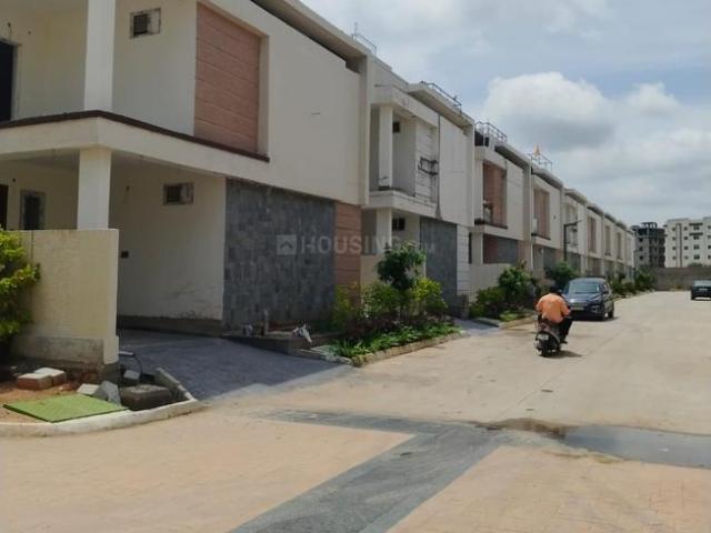 4 BHK Villa in Medchal for resale Secunderabad. The reference number is 21042801
