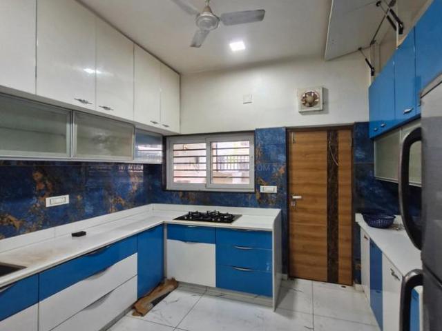 4 BHK Villa in Motera for rent Ahmedabad. The reference number is 20685319