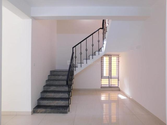 4 BHK Villa in Navalur for resale Chennai. The reference number is 21100835