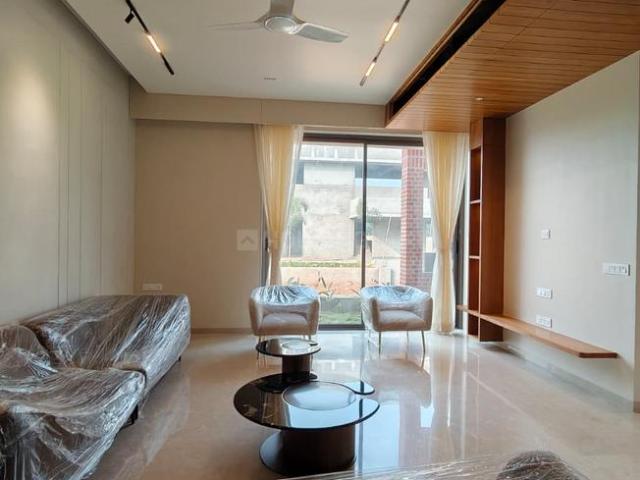 4 BHK Villa in New Alkapuri for resale Vadodara. The reference number is 19999744