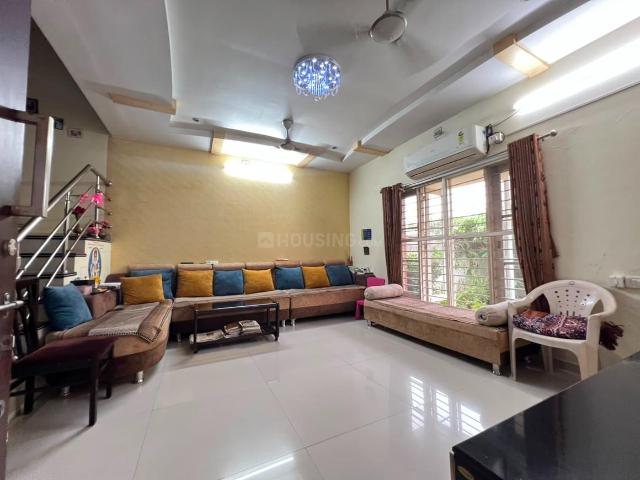 4 BHK Villa in New Alkapuri for resale Vadodara. The reference number is 21159418