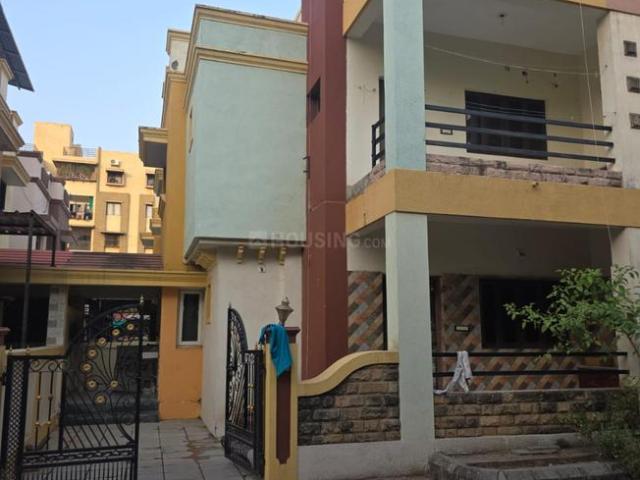 4 BHK Villa in New Ranip for resale Ahmedabad. The reference number is 20434964