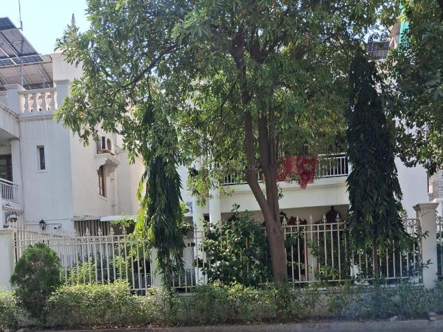 4 BHK Villa in Nikol for resale Ahmedabad. The reference number is 21367213