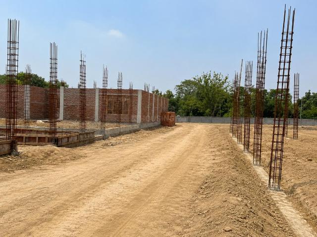 4 BHK Villa in Noida Extension for resale Greater Noida. The reference number is 20415698