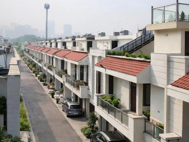 4 BHK Villa in Noida Extension for resale Greater Noida. The reference number is 20429773