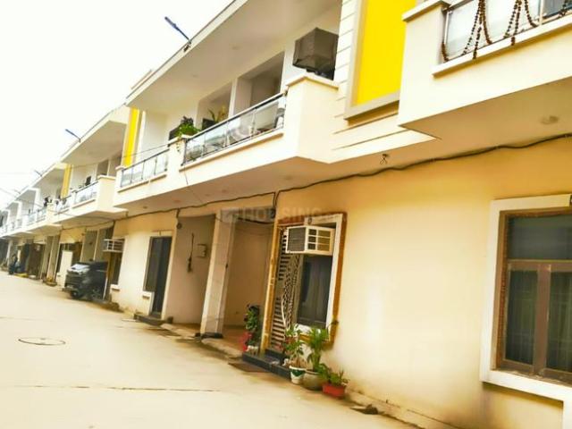 4 BHK Villa in Noida Extension for resale Greater Noida. The reference number is 21142513