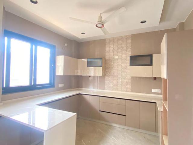 4 BHK Villa in Omega II for resale Greater Noida. The reference number is 21037645