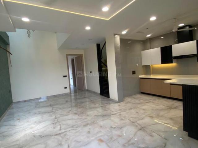 4 BHK Villa in Omega II for resale Greater Noida. The reference number is 21037210