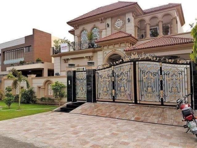 4 BHK Villa in Panvel for resale Navi Mumbai. The reference number is 20156967