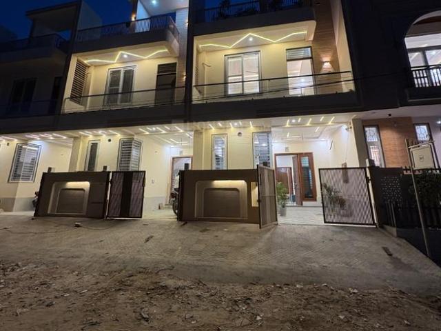4 BHK Villa in Panchyawala for resale Jaipur. The reference number is 20103593