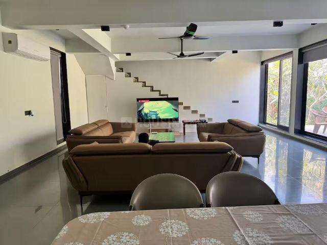 4 BHK Villa in Paldi for resale Ahmedabad. The reference number is 19800194