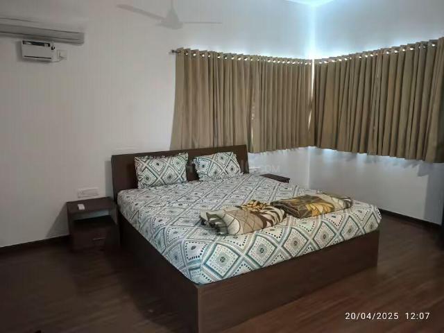 4 BHK Villa in Paldi for resale Ahmedabad. The reference number is 20160221