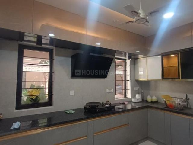 4 BHK Villa in Pallikaranai for rent Chennai. The reference number is 16871283