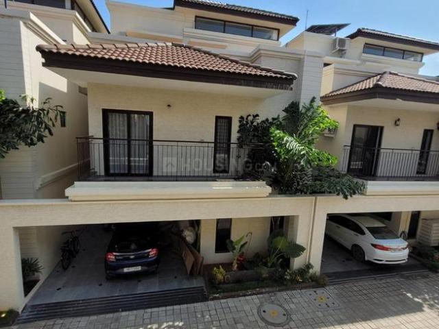 4 BHK Villa in Pallikaranai for rent Chennai. The reference number is 20492062