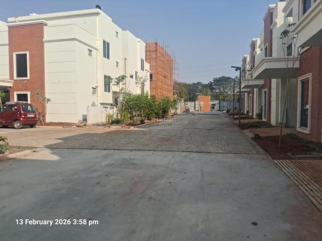 4 BHK Villa in Patancheru for resale Sangareddy. The reference number is 20808422