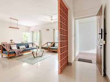 4 BHK Villa in Prahlad Nagar for resale Ahmedabad. The reference number is 19945952