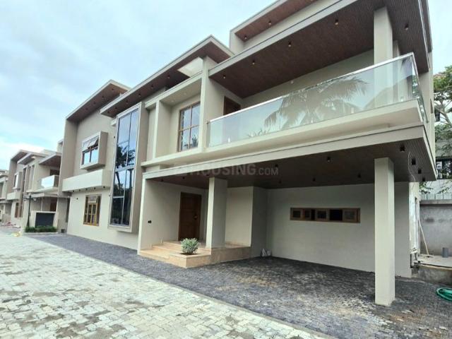 4 BHK Villa in Pukkattupady for resale Kochi. The reference number is 21258969