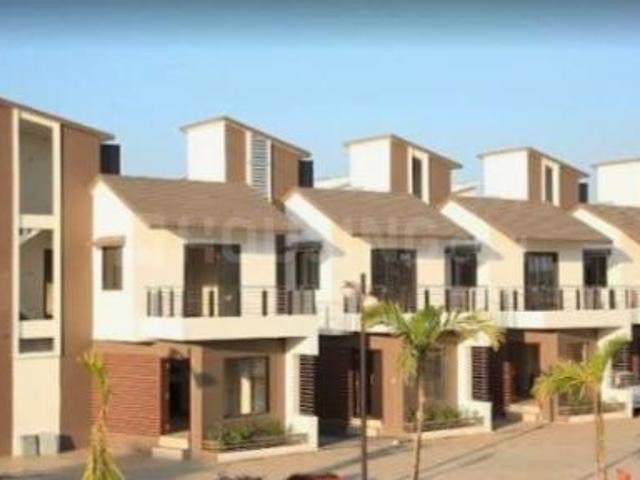 4 BHK Villa in Raysan for resale Gandhinagar. The reference number is 18543092
