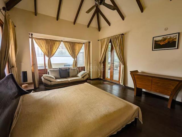 4 BHK Villa in Science City for resale Ahmedabad. The reference number is 20694635