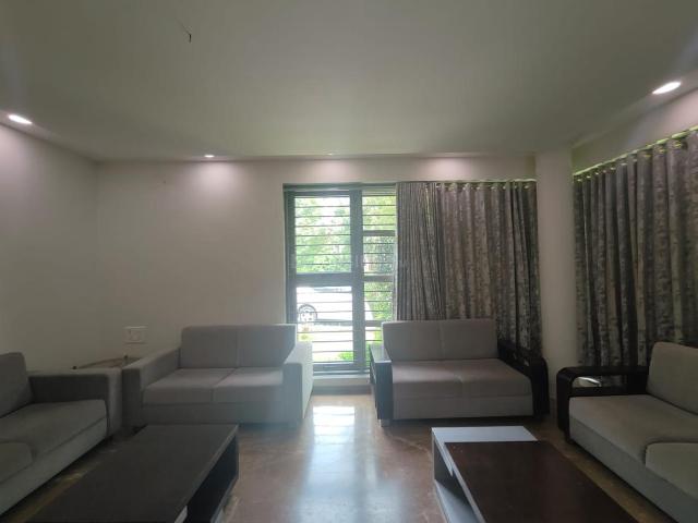 4 BHK Villa in Science City for resale Ahmedabad. The reference number is 20352461