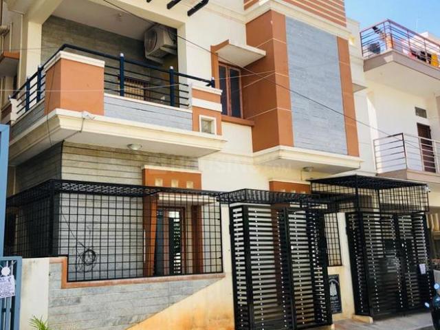 4 BHK Villa in Sahakara Nagar for resale Bengaluru. The reference number is 20819393