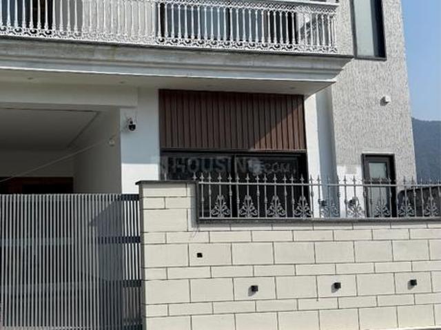4 BHK Villa in Sahastradhara Road for resale Dehradun. The reference number is 19345224