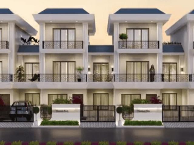 4 BHK Villa in Salaiya for resale Bhopal. The reference number is 21071491