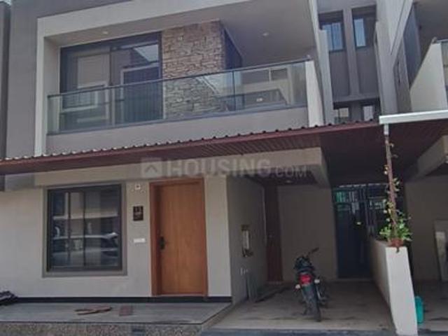4 BHK Villa in Sargasan for rent Gandhinagar. The reference number is 20694161