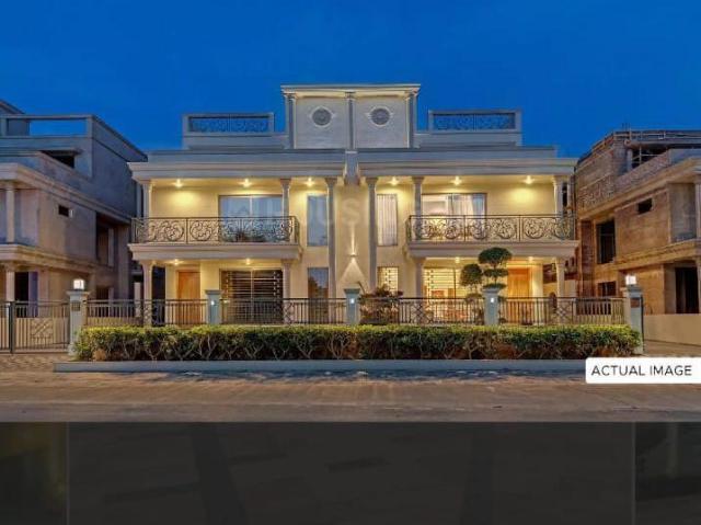 4 BHK Villa in Sargasan for resale Gandhinagar. The reference number is 20653404