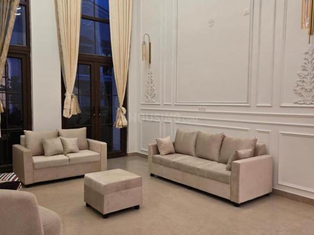 4 BHK Villa in Sarjapur for rent Bengaluru. The reference number is 21001793