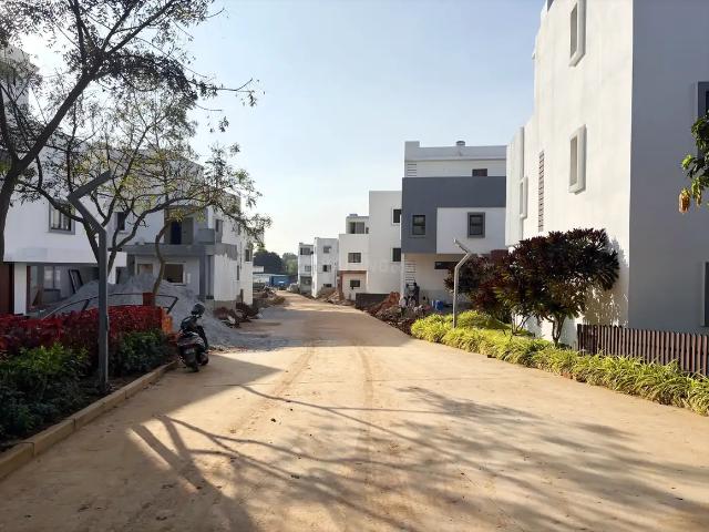 4 BHK Villa in Sarjapur for resale Bengaluru. The reference number is 19859184