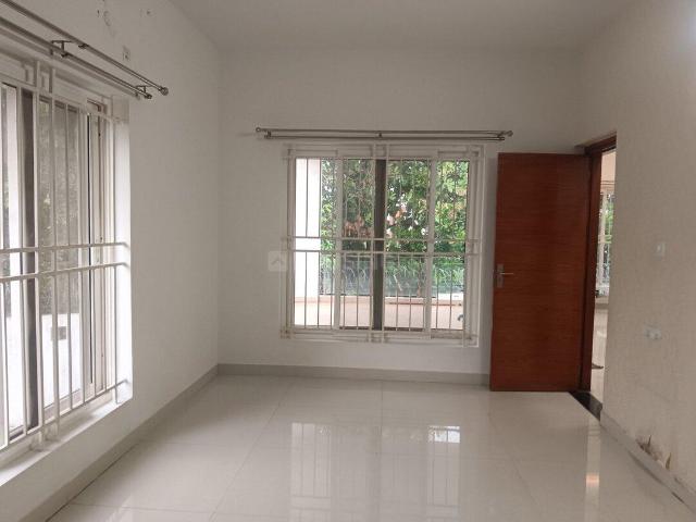 4 BHK Villa in Sarjapur for resale Bengaluru. The reference number is 21360181