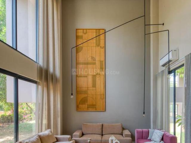 4 BHK Villa in Satellite for rent Ahmedabad. The reference number is 21194352