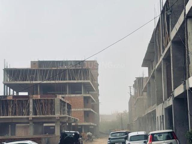 4 BHK Villa in Sector 107 for resale Noida. The reference number is 20572662