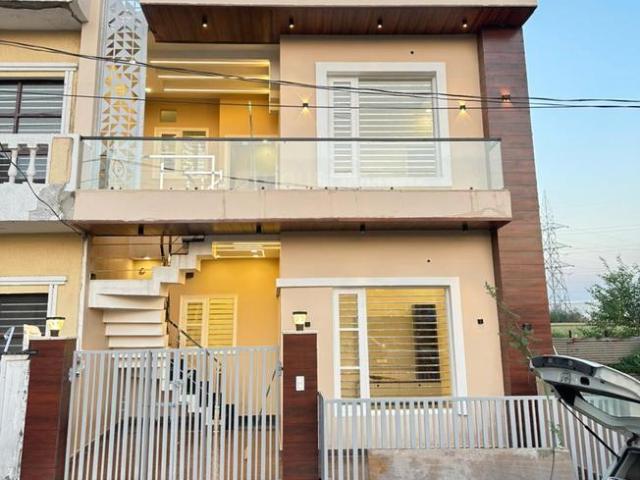 4 BHK Villa in Sector 115 for resale Mohali. The reference number is 19878219