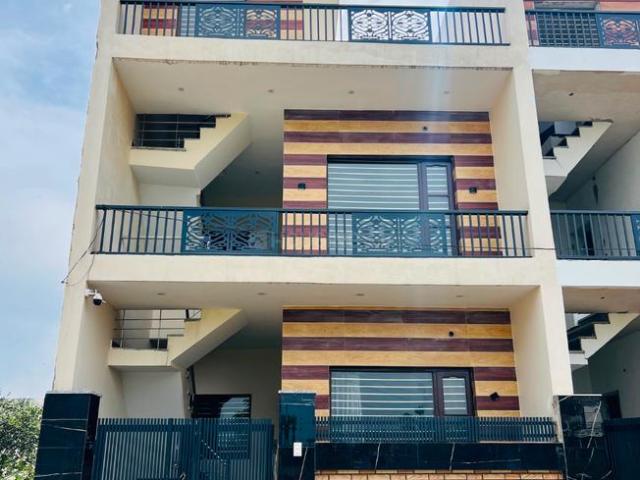 4 BHK Villa in Sector 115 for resale Mohali. The reference number is 20795917