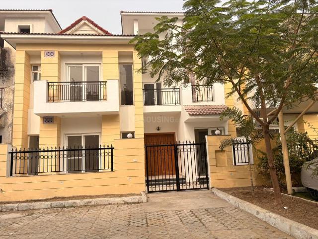 4 BHK Villa in Sector 128 for rent Noida. The reference number is 20777989