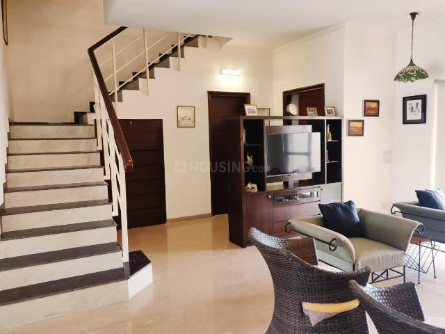 4 BHK Villa in Sector 128 for resale Noida. The reference number is 7217109